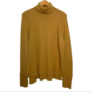 J. CREW Camel Tan Wool Alpaca Blend Turtleneck Long Sleeve Sweater Size Large